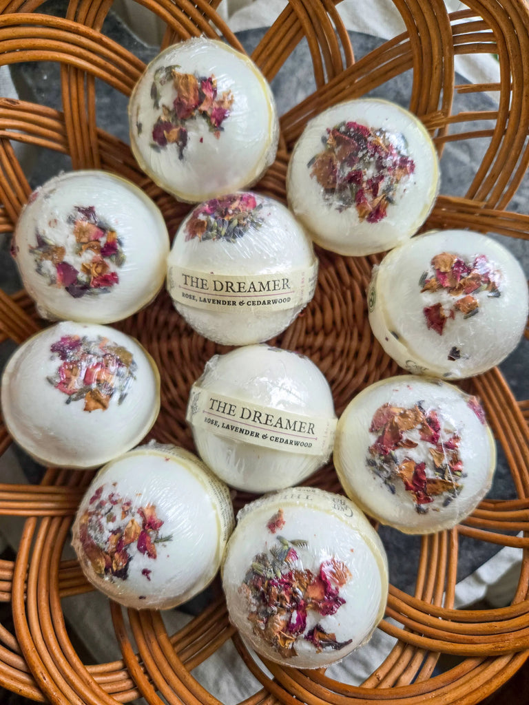 The Dreamer | Natural Bath Bomb Gnat and Bee